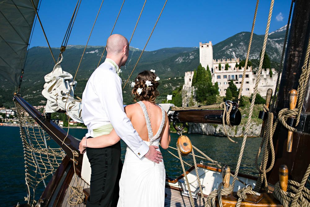 boats-romantic-weddings-on-lake-garda